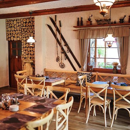 Pension&Restaurant Krakonoš Harrachov Bagian luar foto