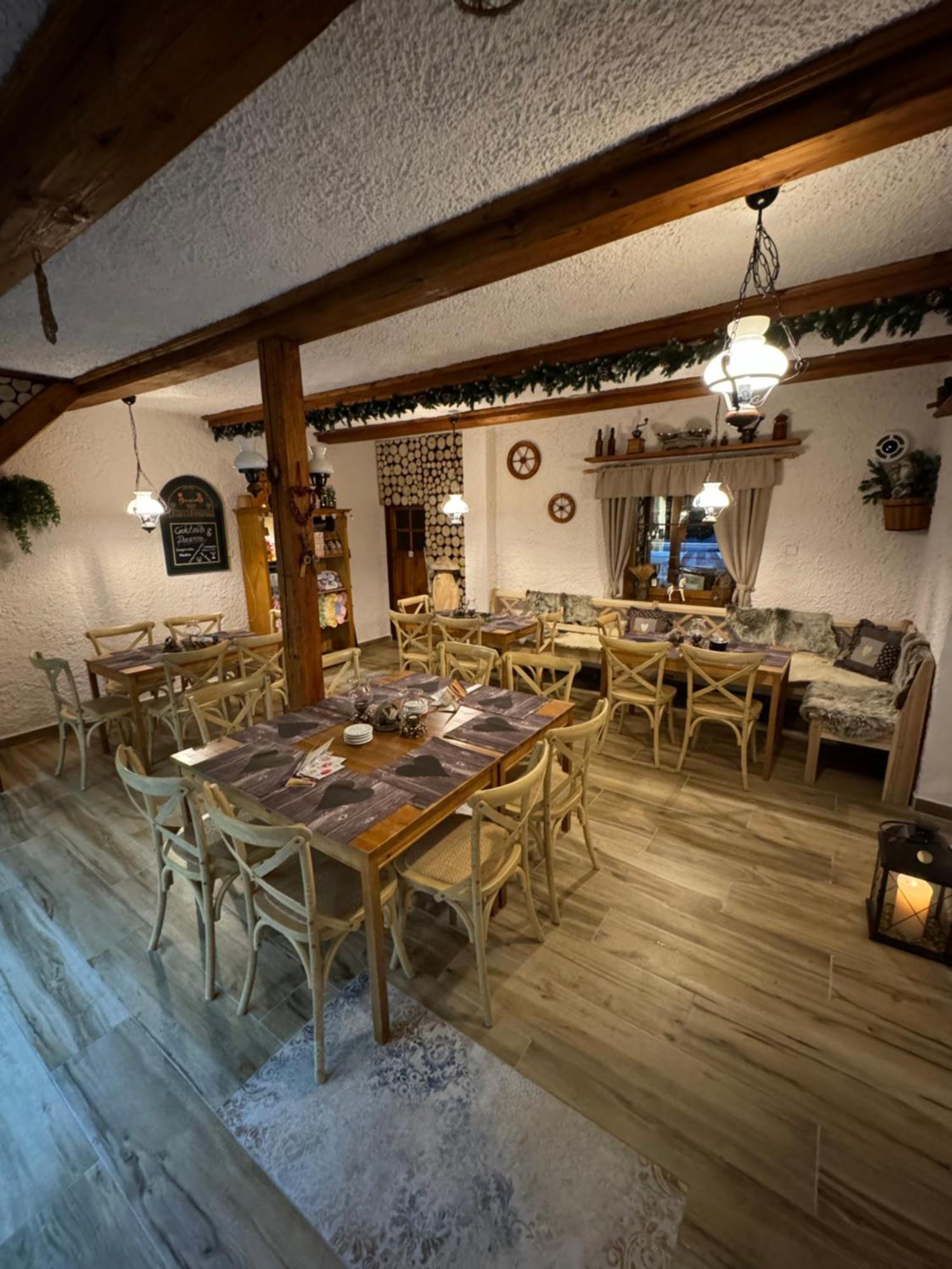 Pension&Restaurant Krakonoš Harrachov Bagian luar foto